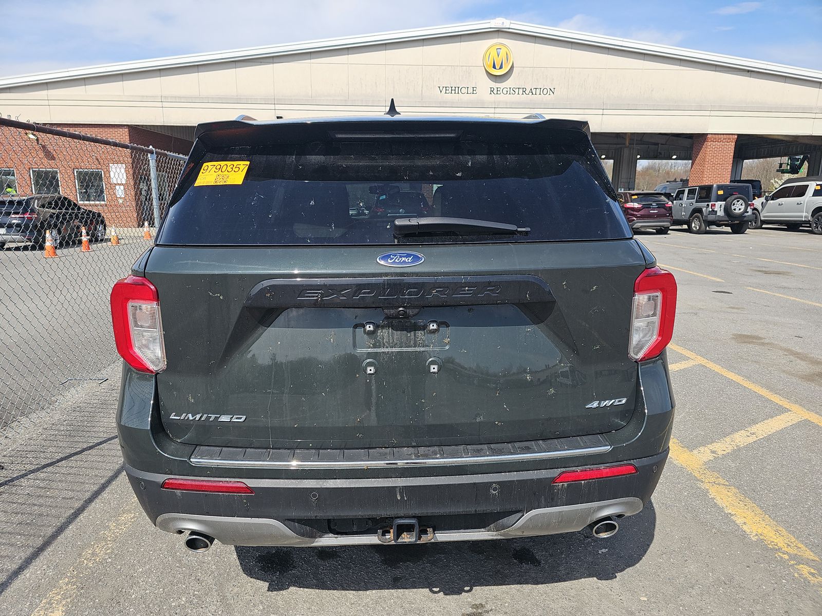 FORD EXPLORER - 6