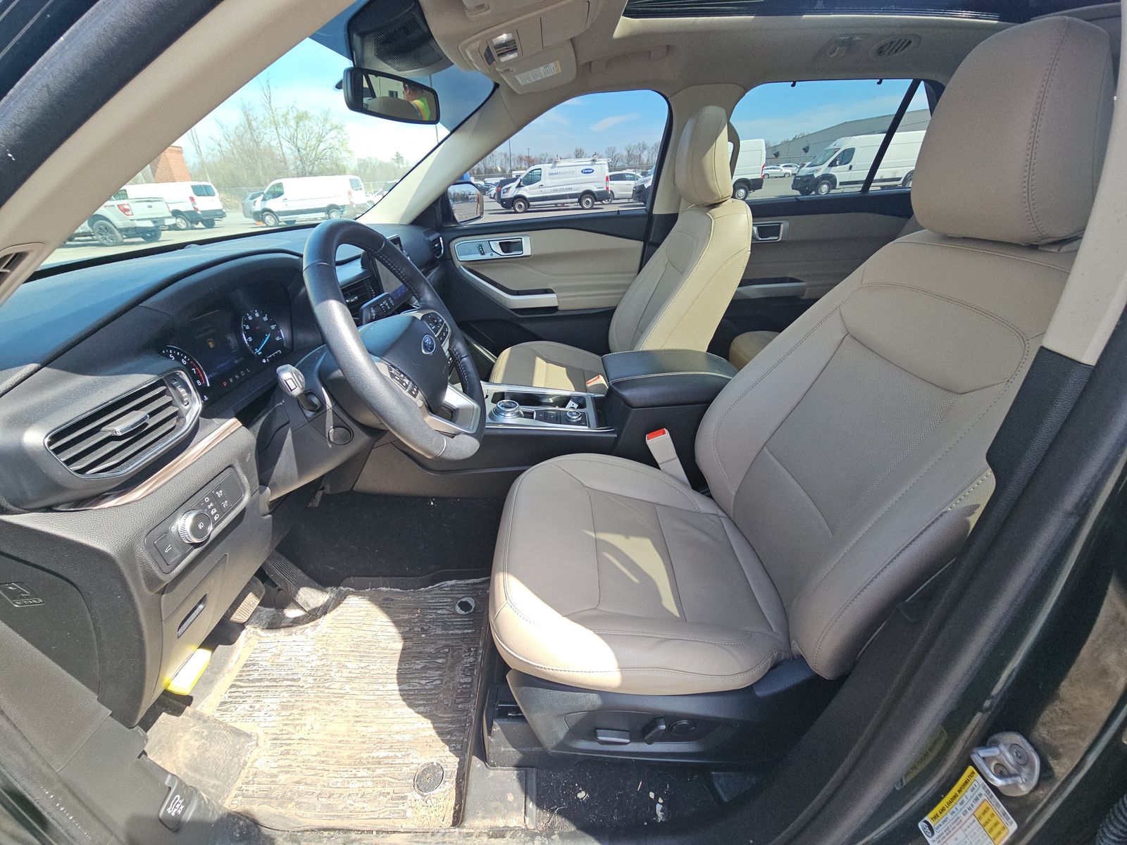 FORD EXPLORER - 8