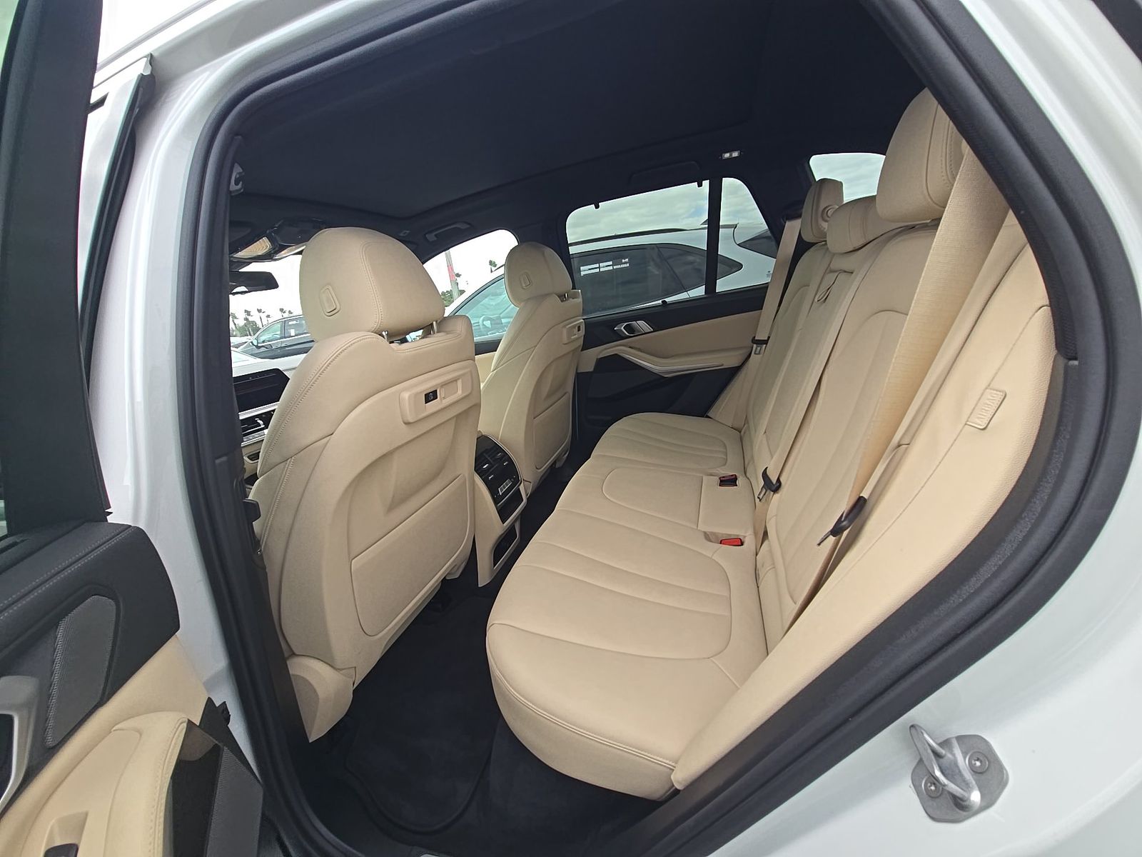 2020 BMW X5 xDrive40i AWD