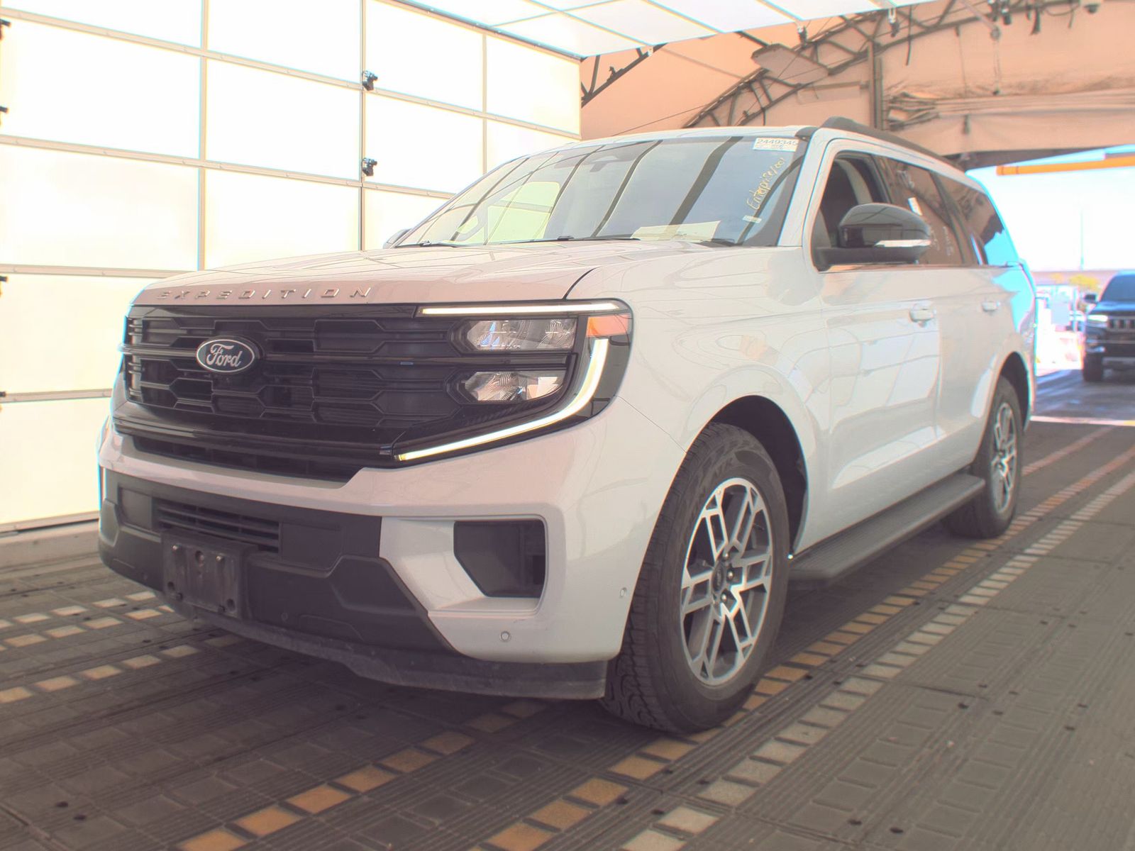 FORD EXPEDITION - 1