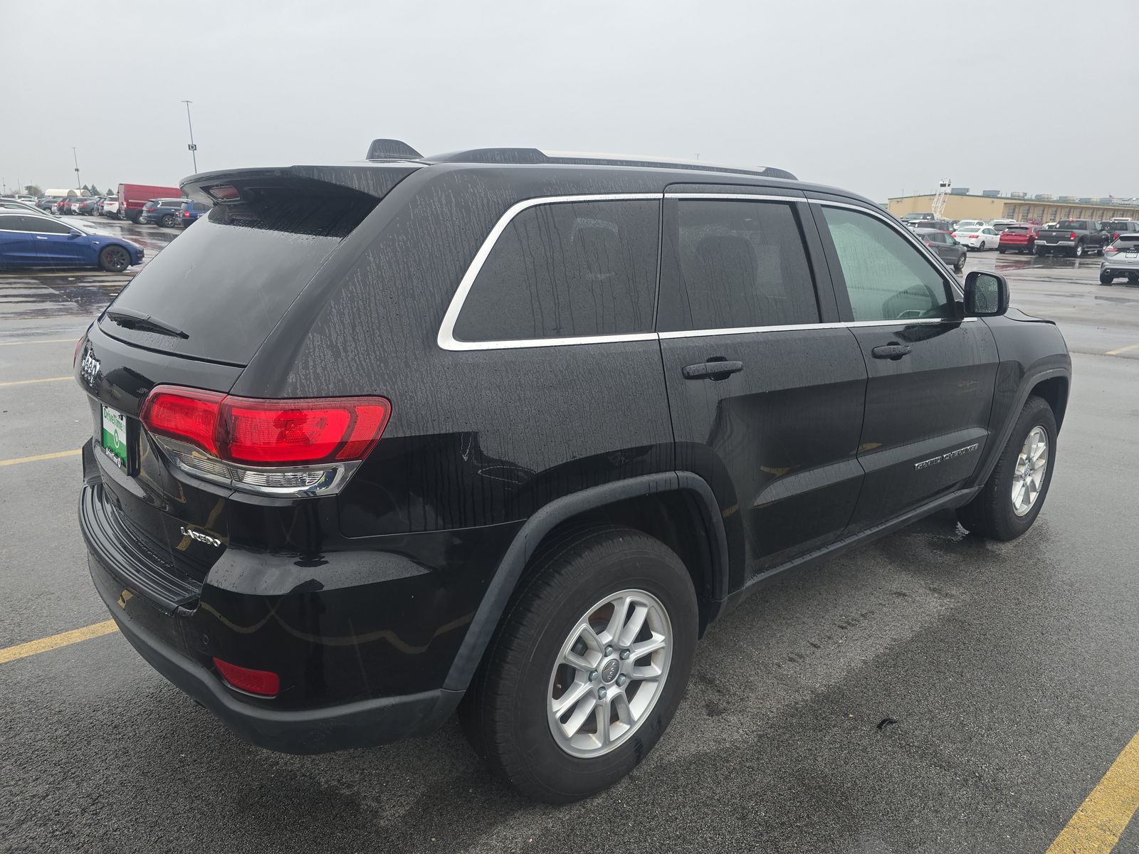 JEEP LAREDO E - 5