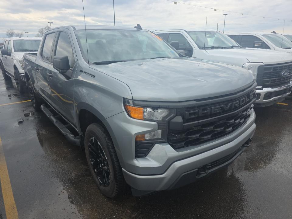 CHEVROLET CUSTOM - 4