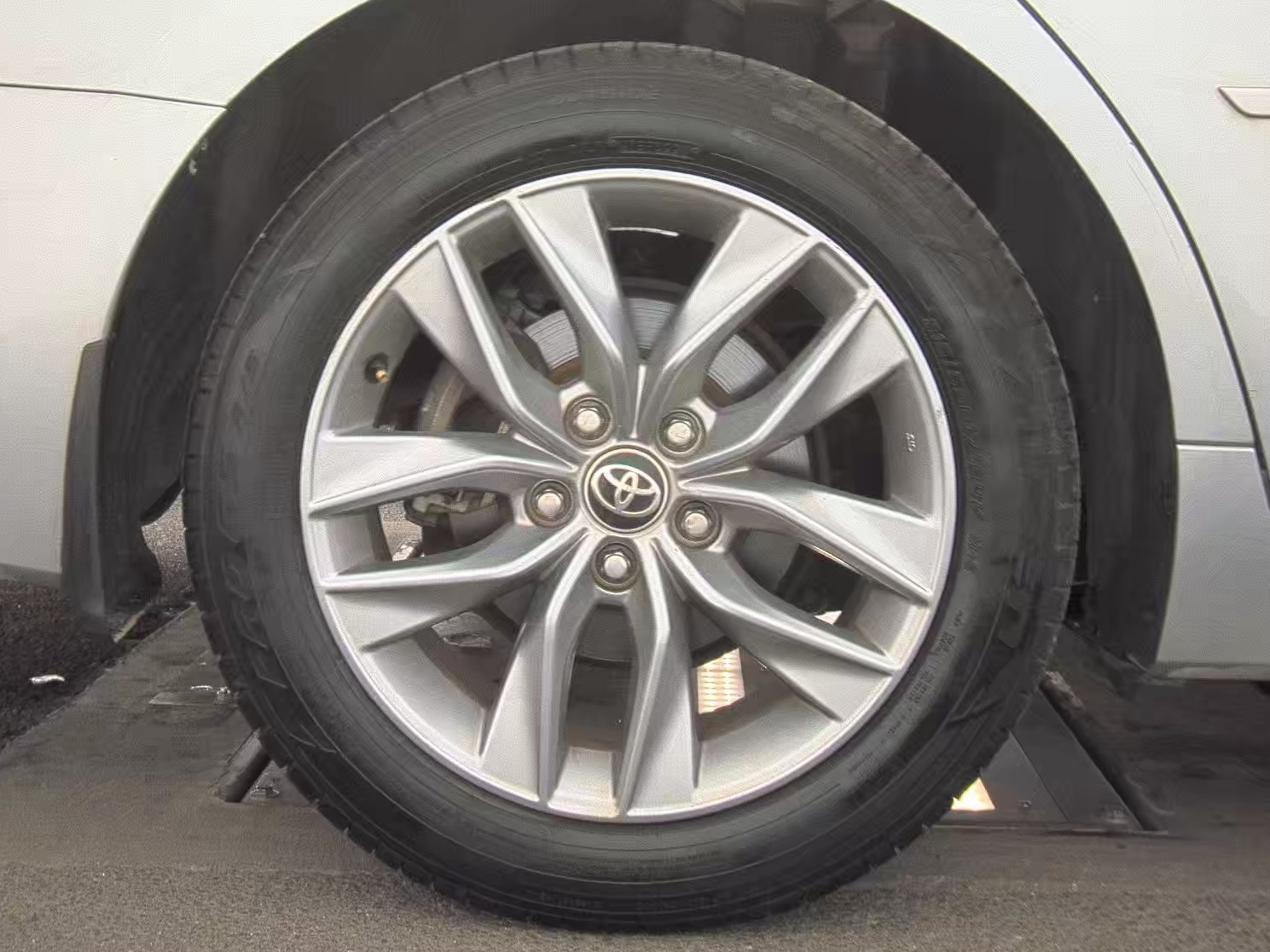 2022 Toyota Avalon XLE FWD