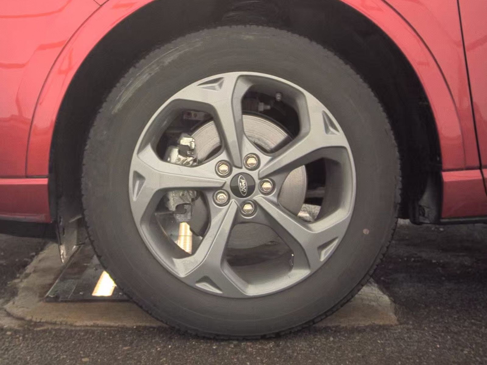 FORD ESCAPE - 10