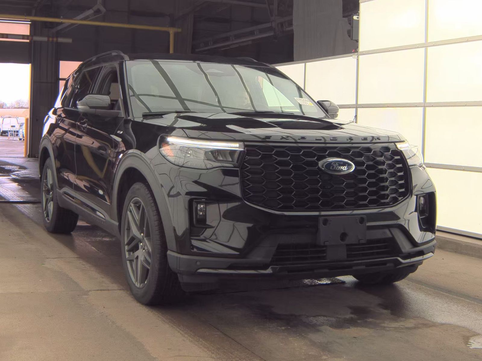 FORD EXPLORER - 5