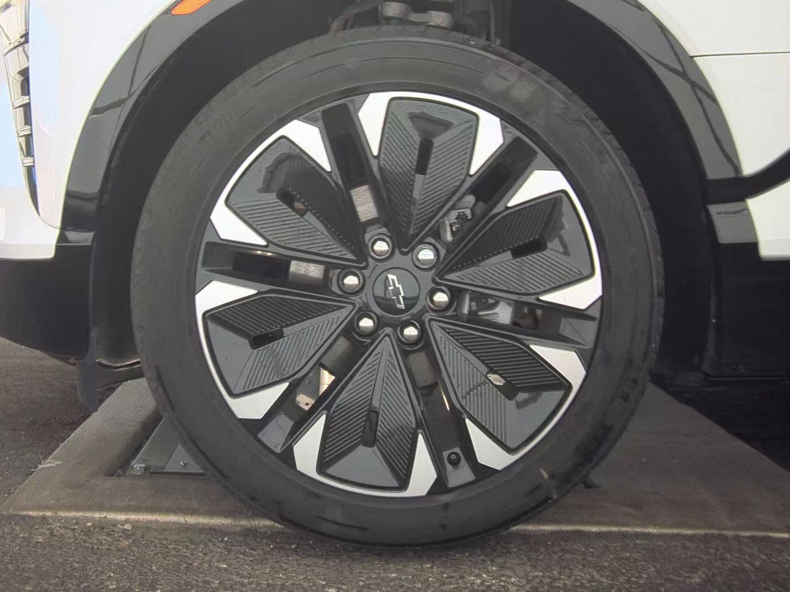 CHEVROLET EAWD 1RS - 10