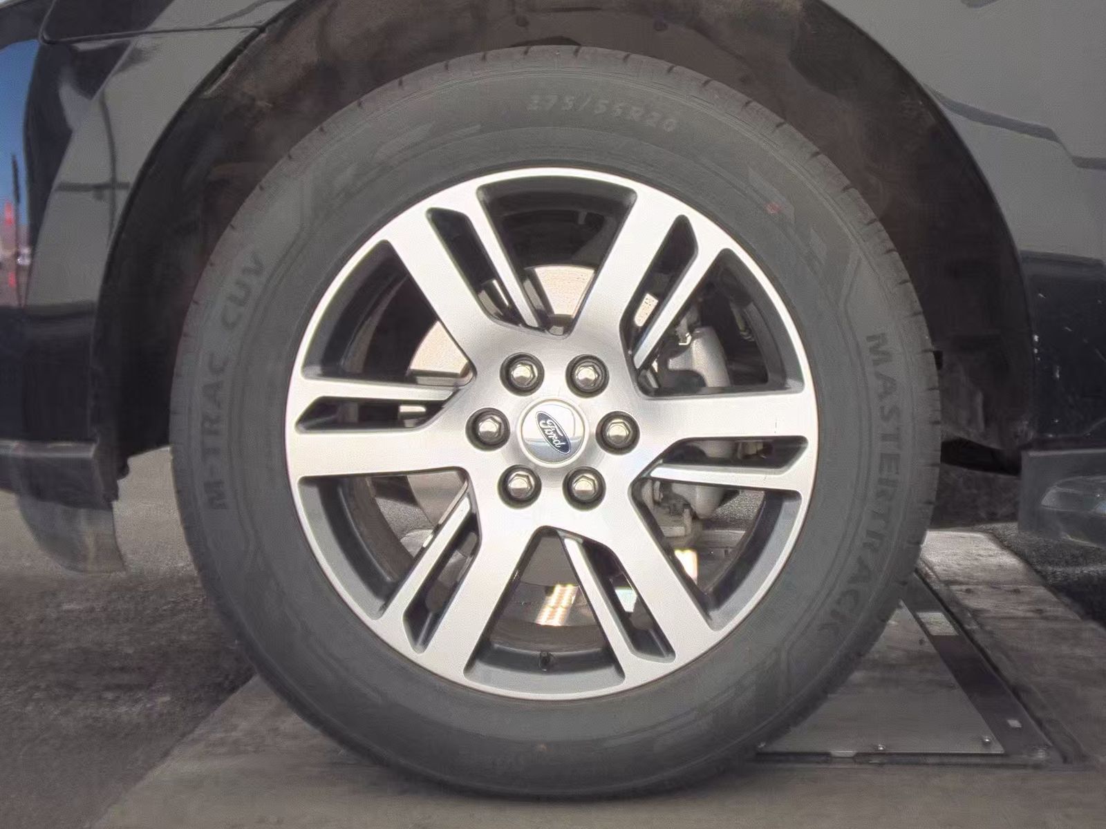 FORD EXPEDITION - 10