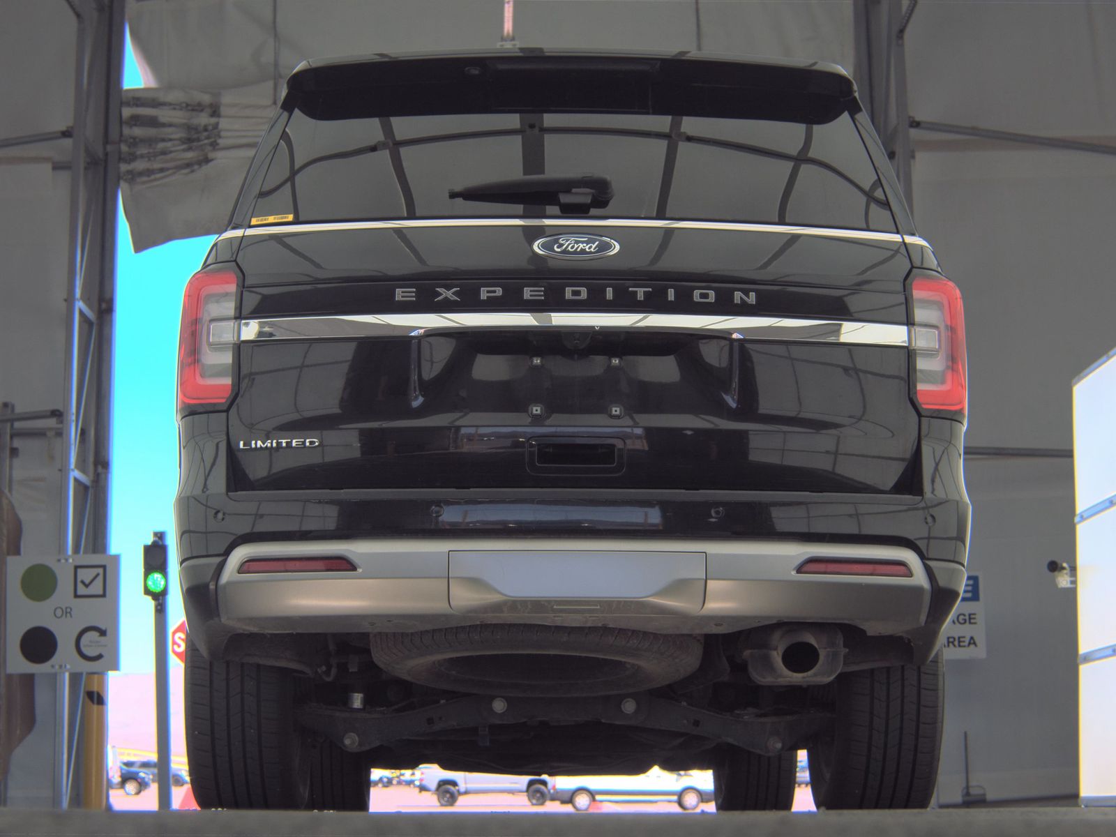 FORD EXPEDITION - 8