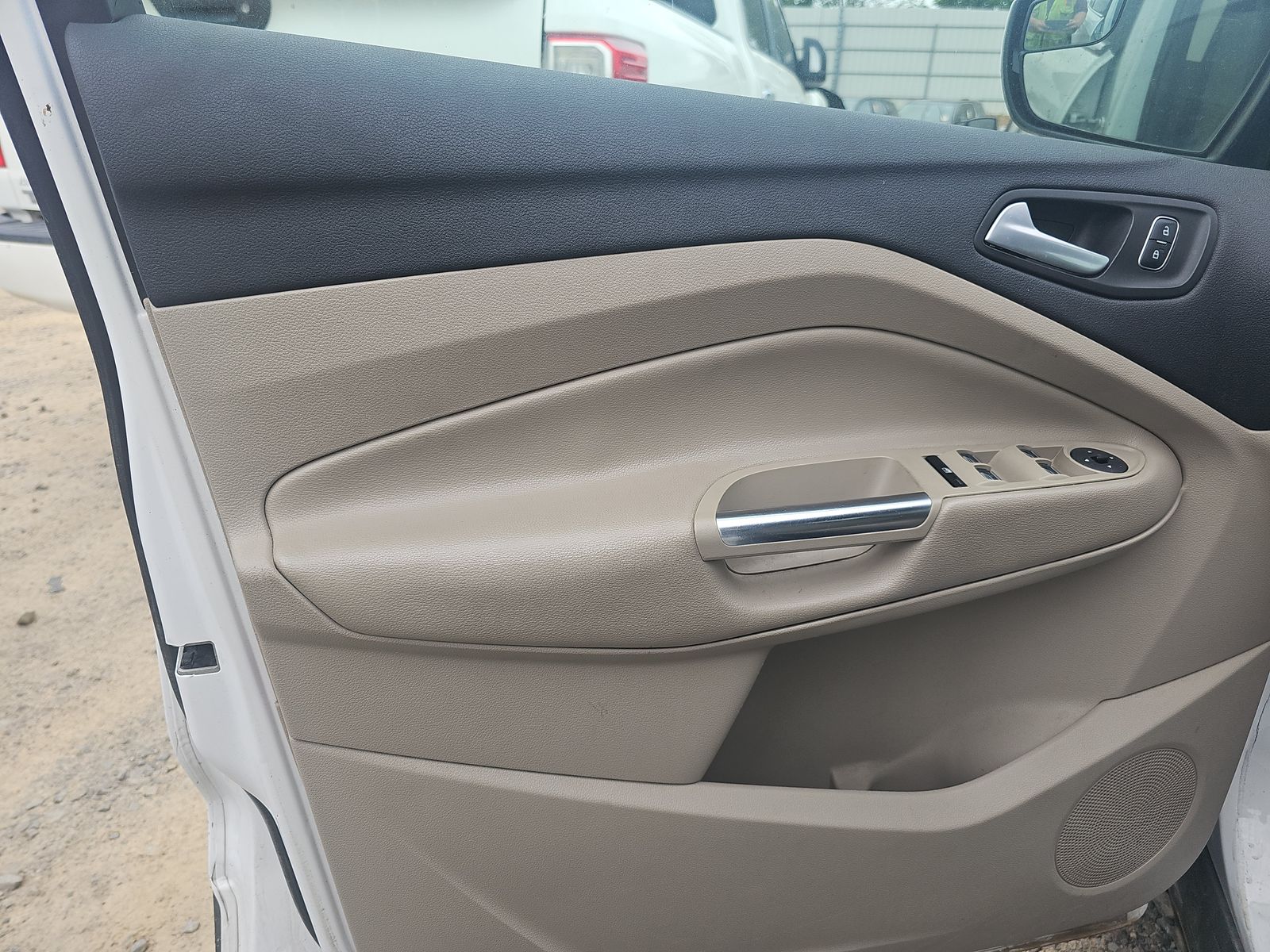 FORD ESCAPE - 10