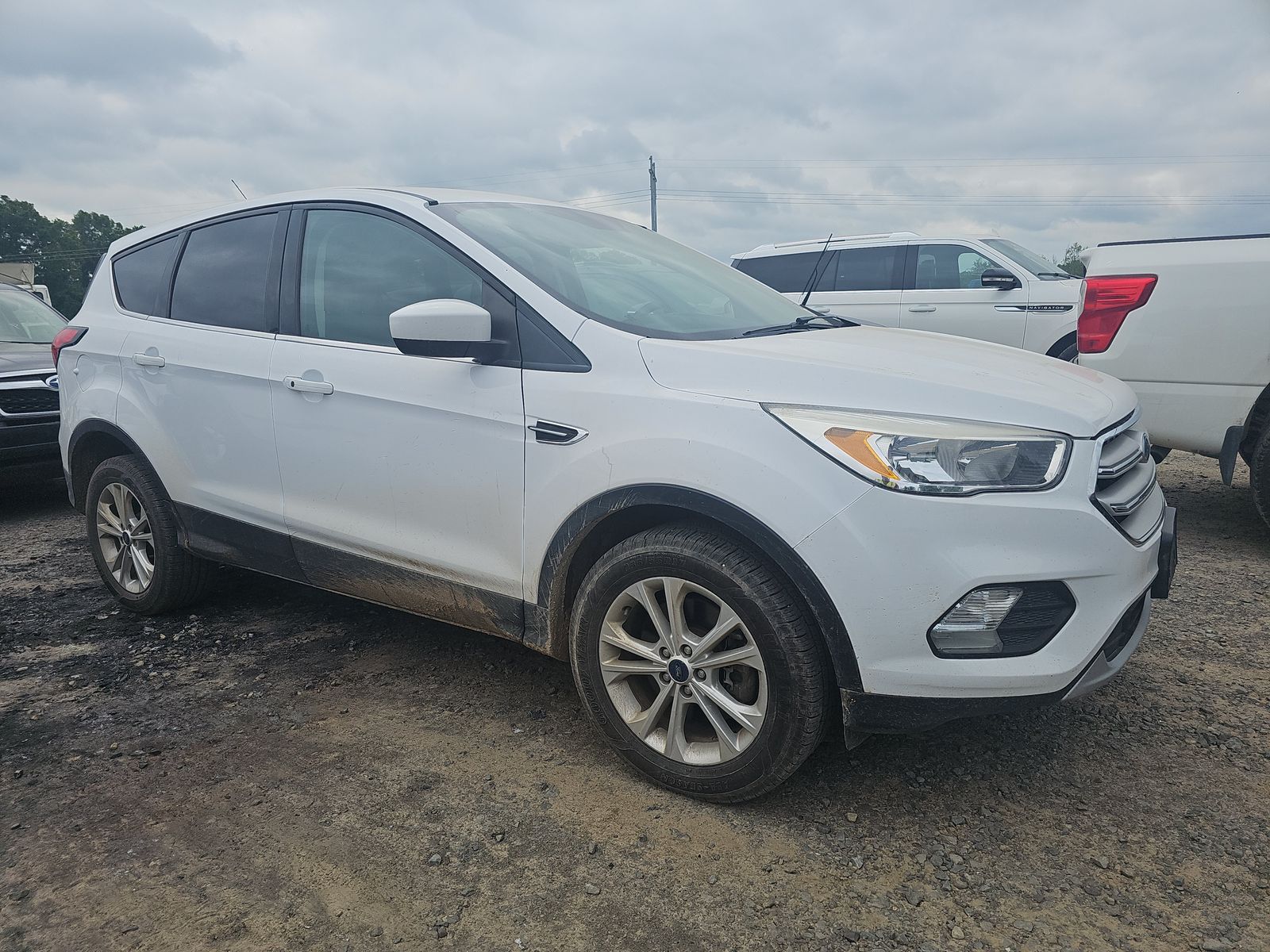 FORD ESCAPE - 4