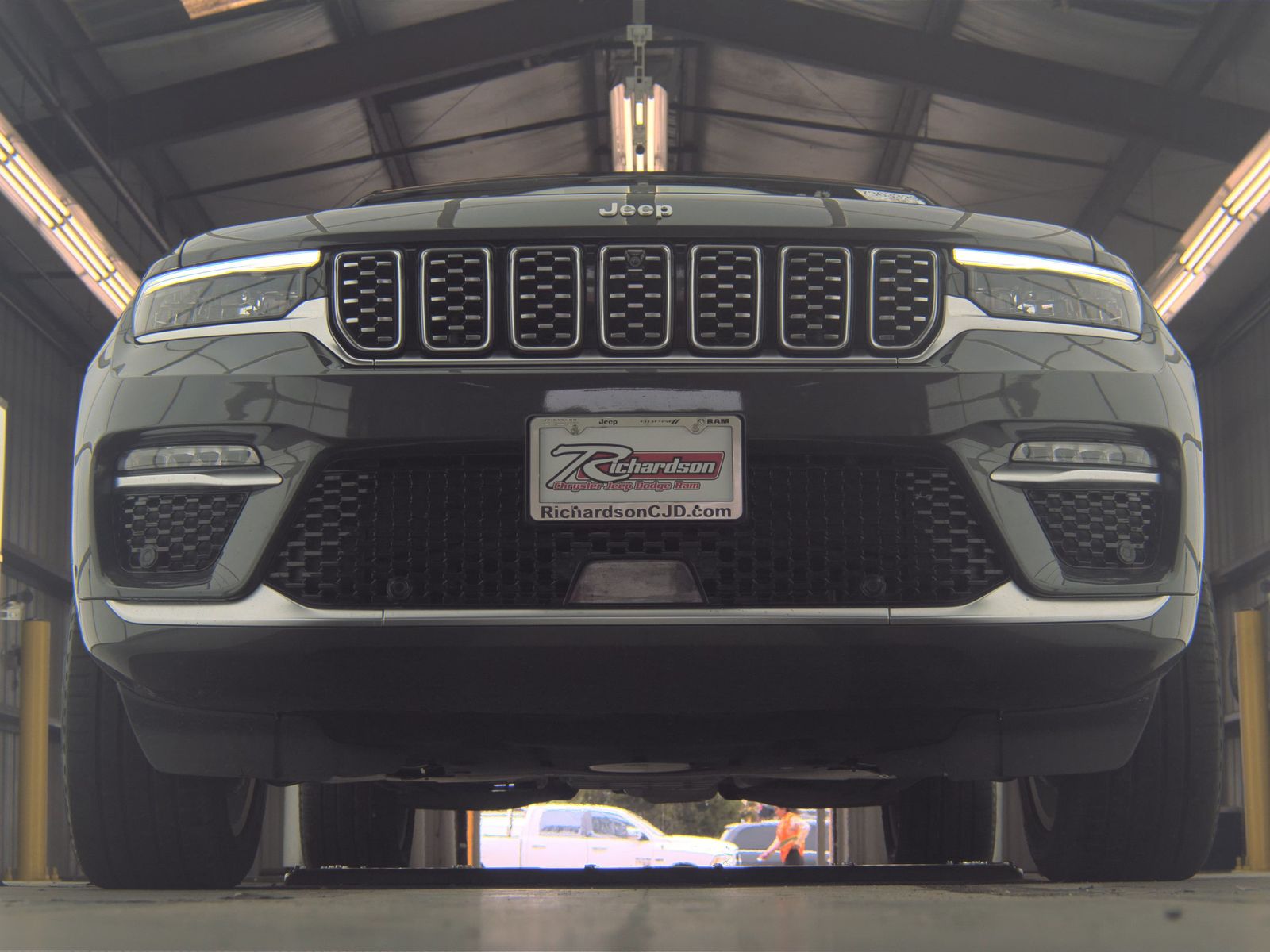 JEEP GRAND CHEROKEE - 4