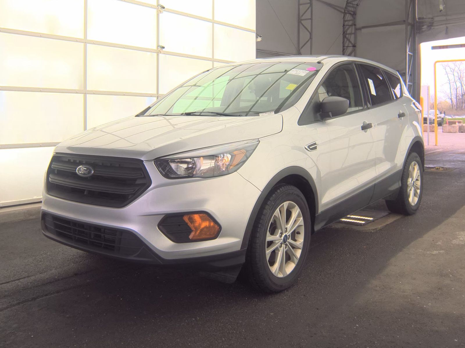 FORD ESCAPE - 1