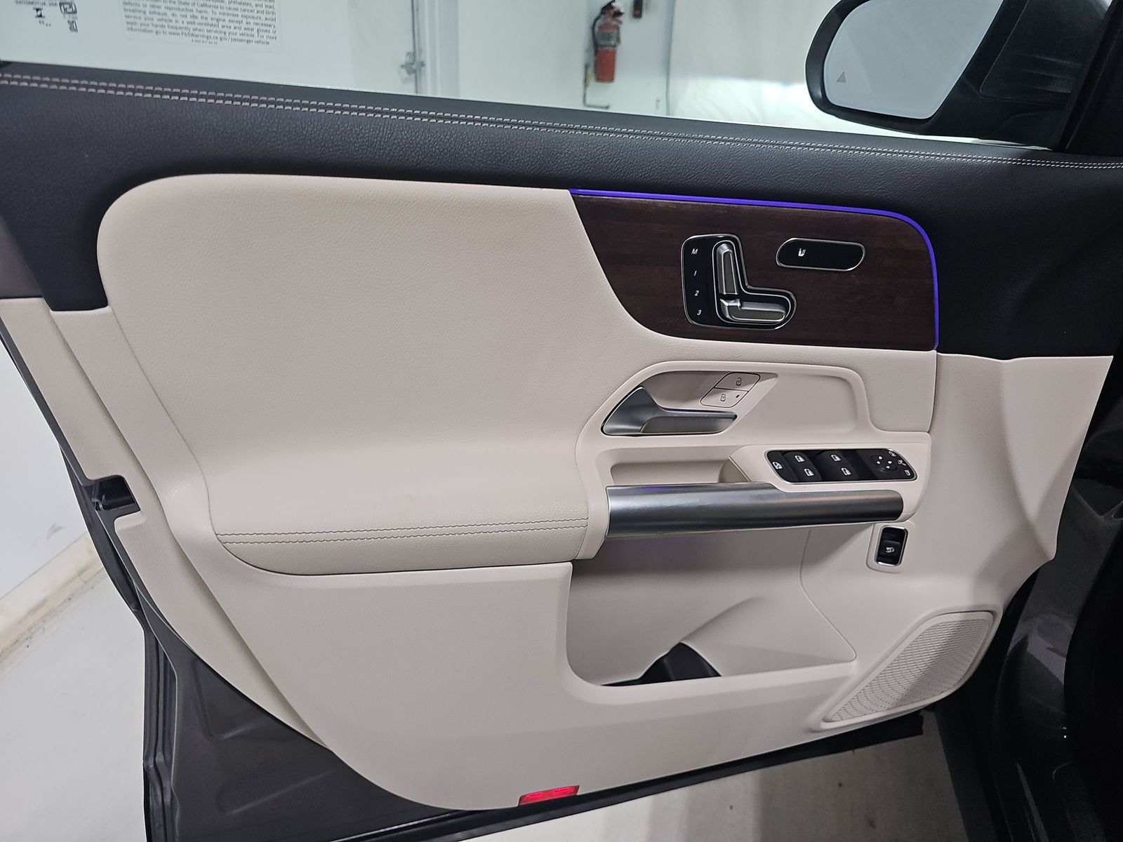 MERCEDES-BENZ GLA-CLASS - 10