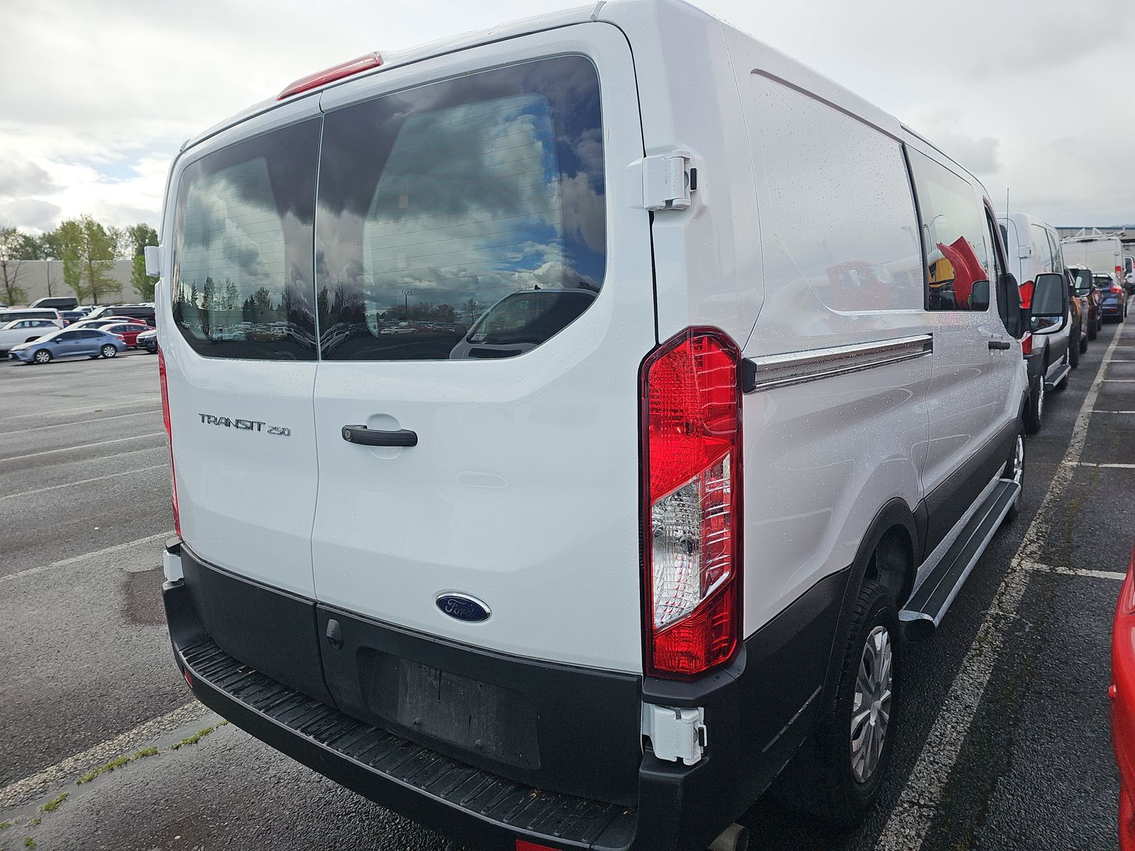 FORD TRANSIT 250 - 5