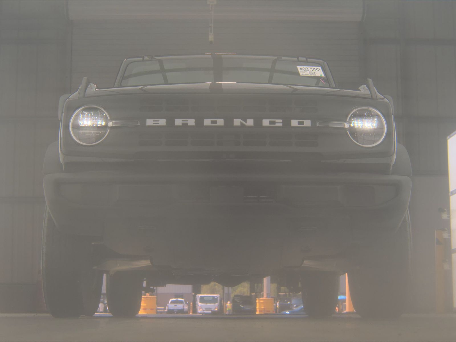 FORD BRONCO - 4