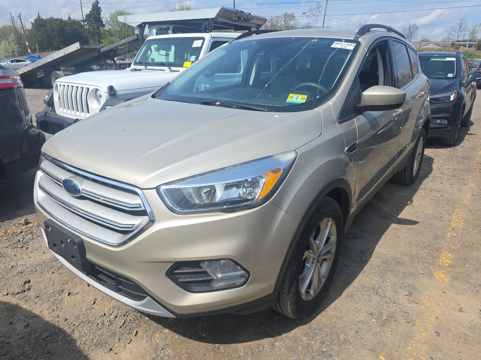 FORD ESCAPE - 1