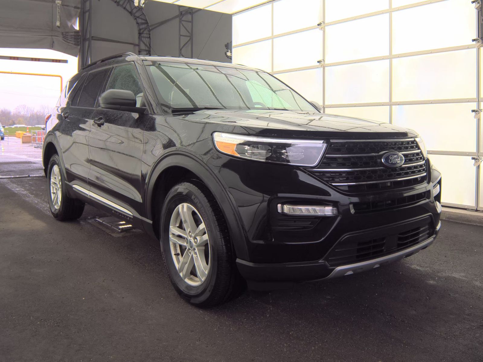 FORD EXPLORER - 5