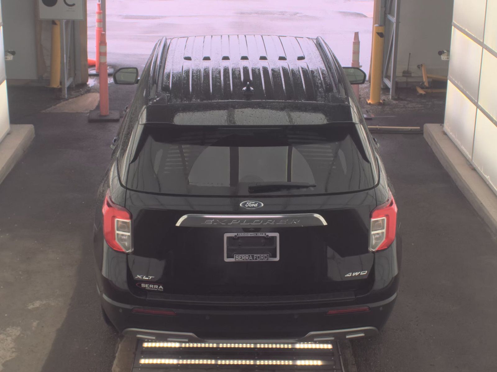 FORD EXPLORER - 7
