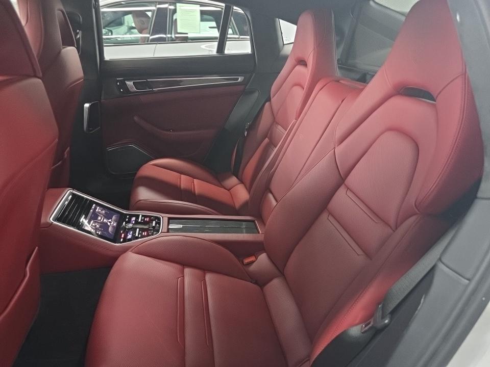 2019 Porsche Panamera E-Hybrid Turbo S AWD