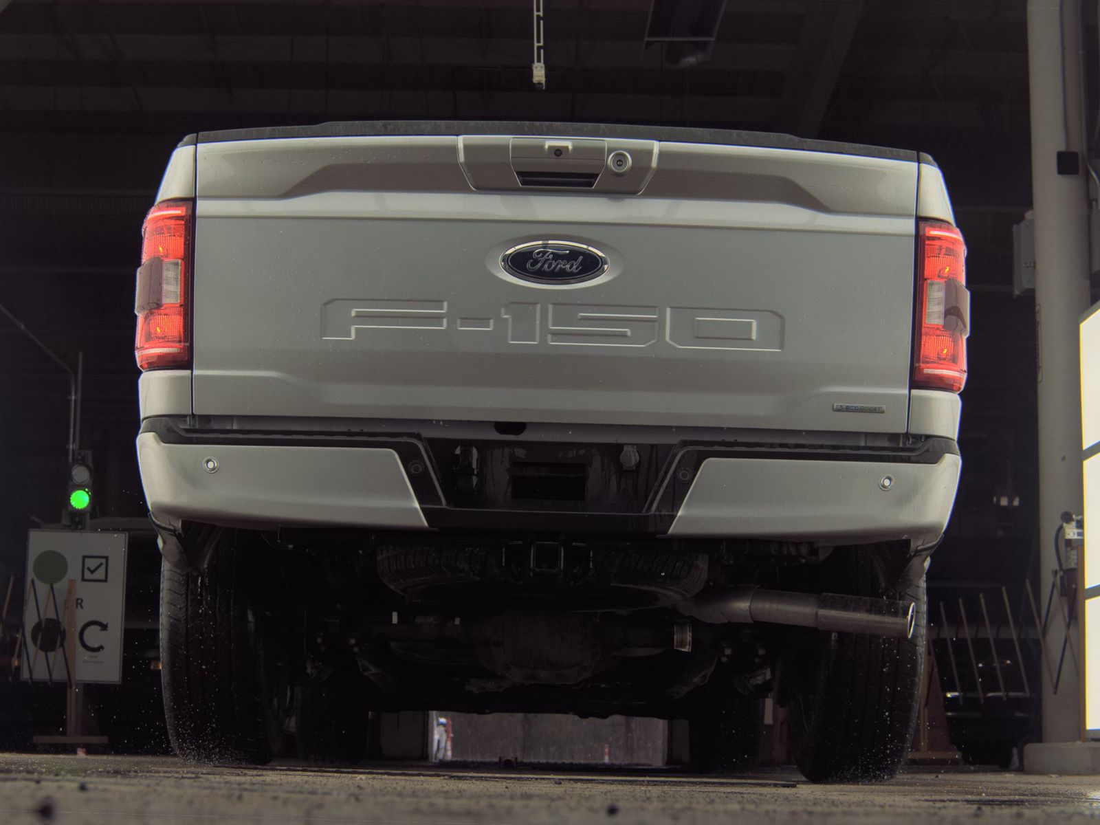 FORD F-150 - 8