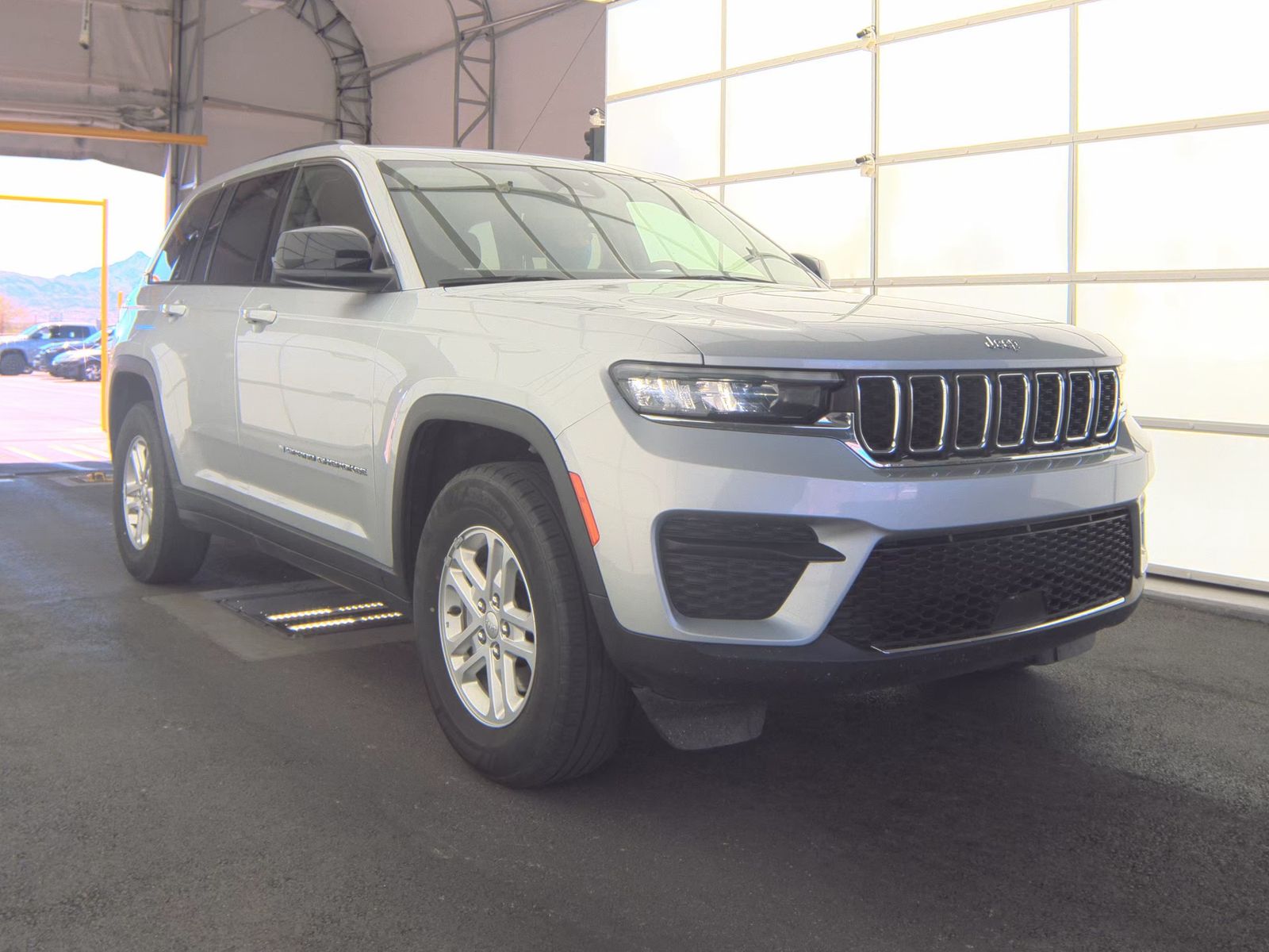 JEEP GRAND CHEROKEE - 5