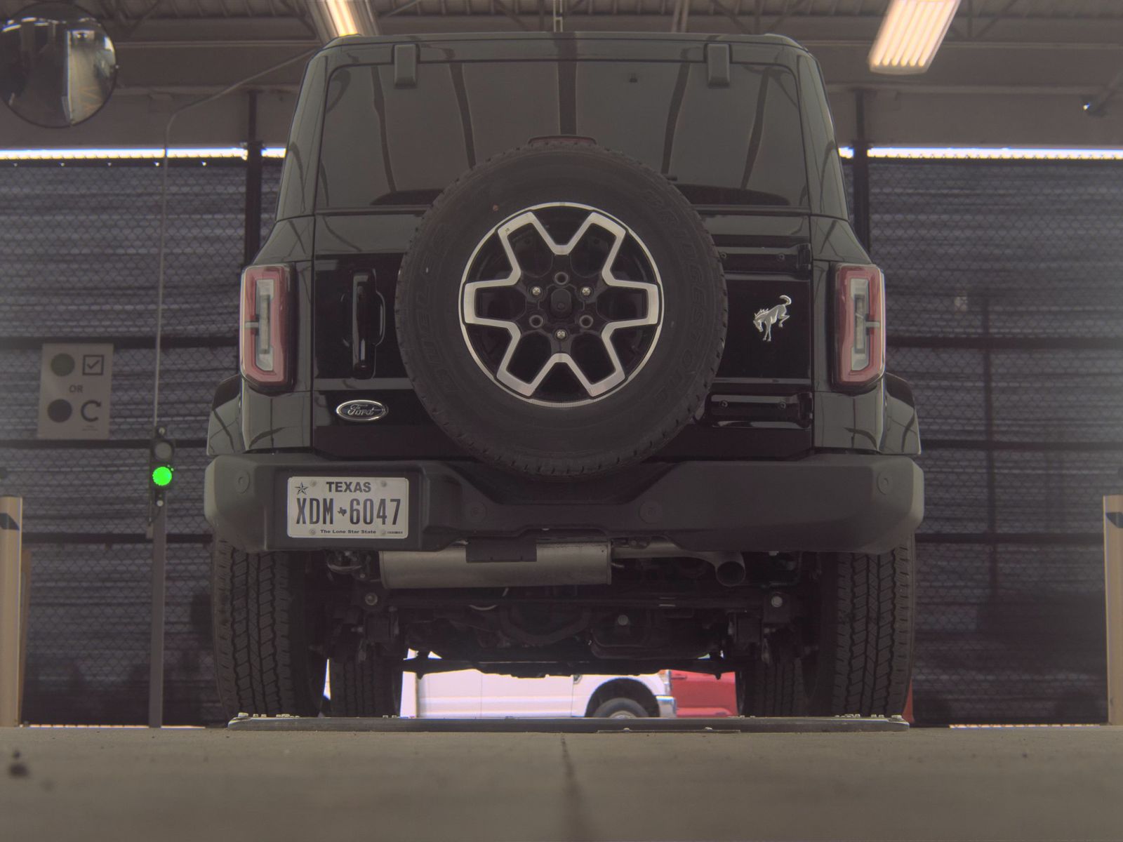 FORD BRONCO - 8