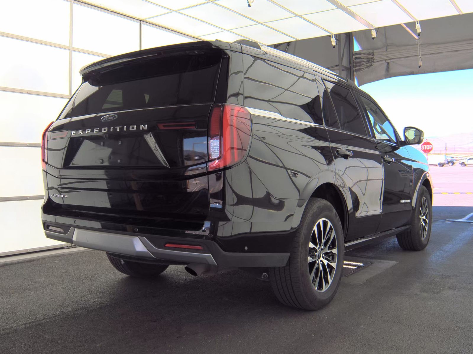 FORD EXPEDITION - 6
