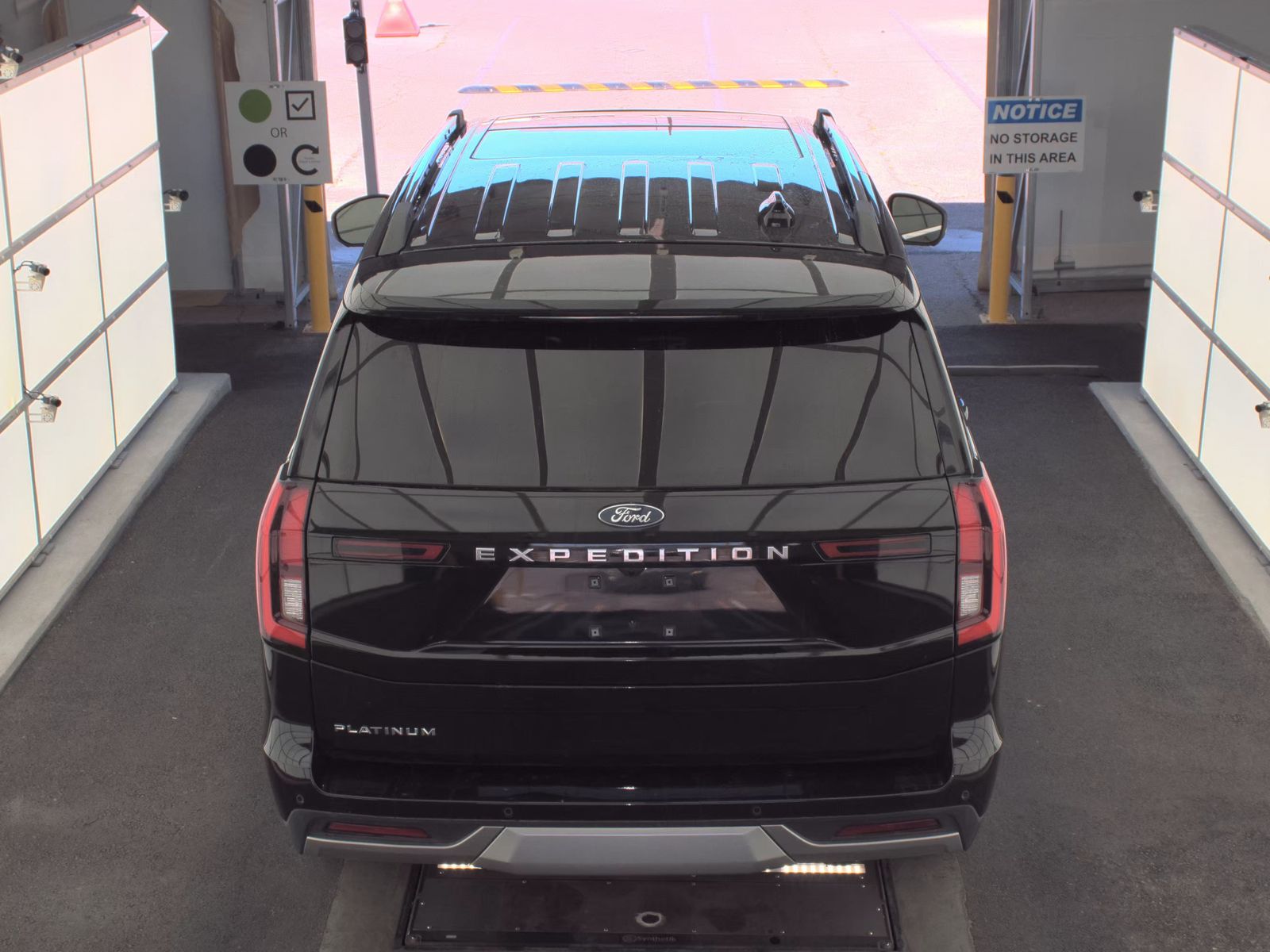 FORD EXPEDITION - 7