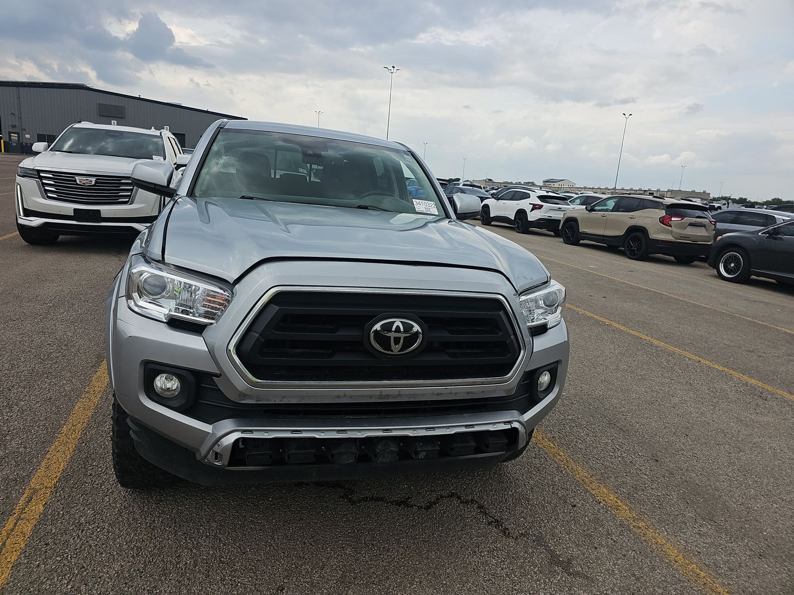 2022 Toyota Tacoma SR5 RWD