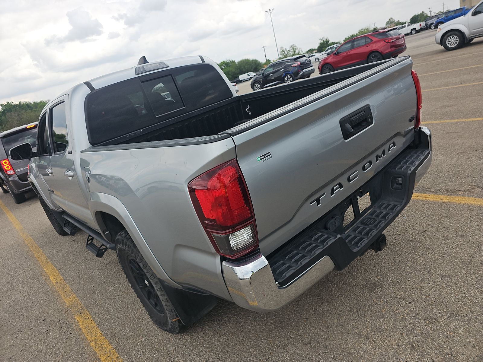 2022 Toyota Tacoma SR5 RWD