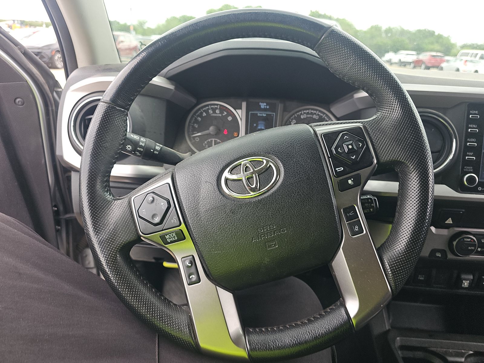 2022 Toyota Tacoma SR5 RWD