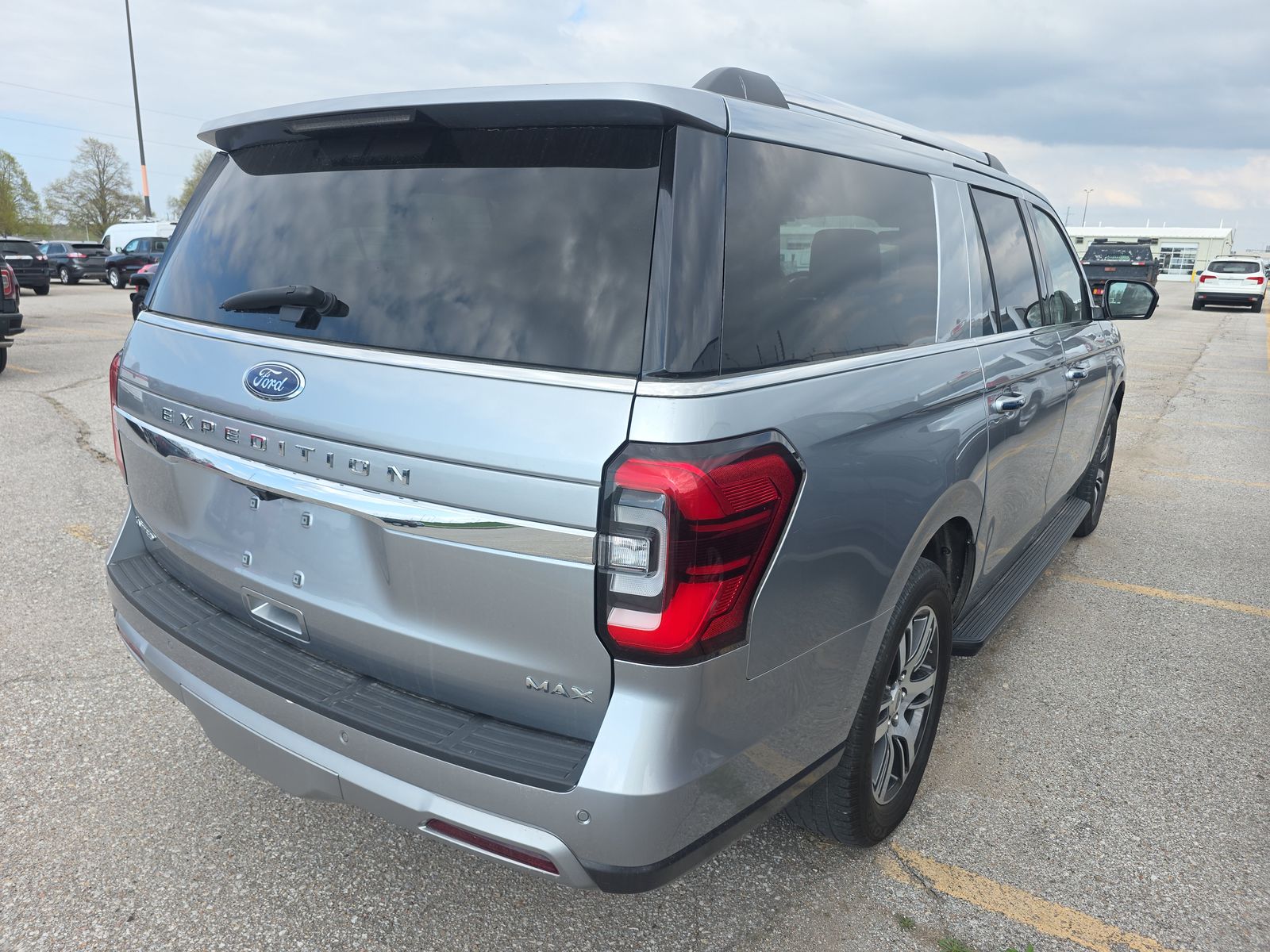 FORD EXPEDITION MAX - 5