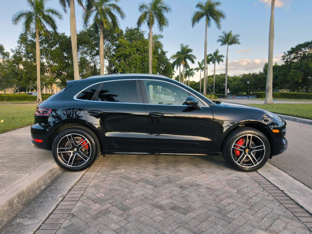 PORSCHE CAYENNE - 9