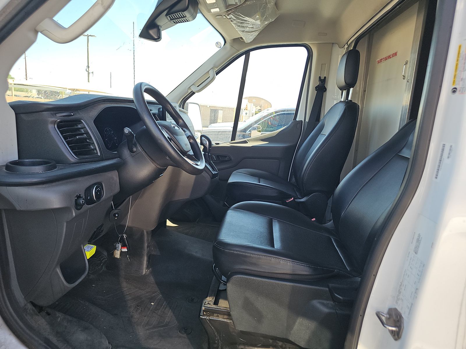 FORD TRANSIT 350 - 8