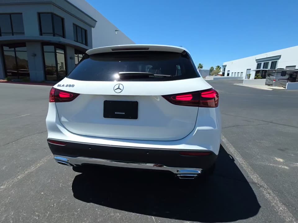 MERCEDES-BENZ GLA-CLASS - 6