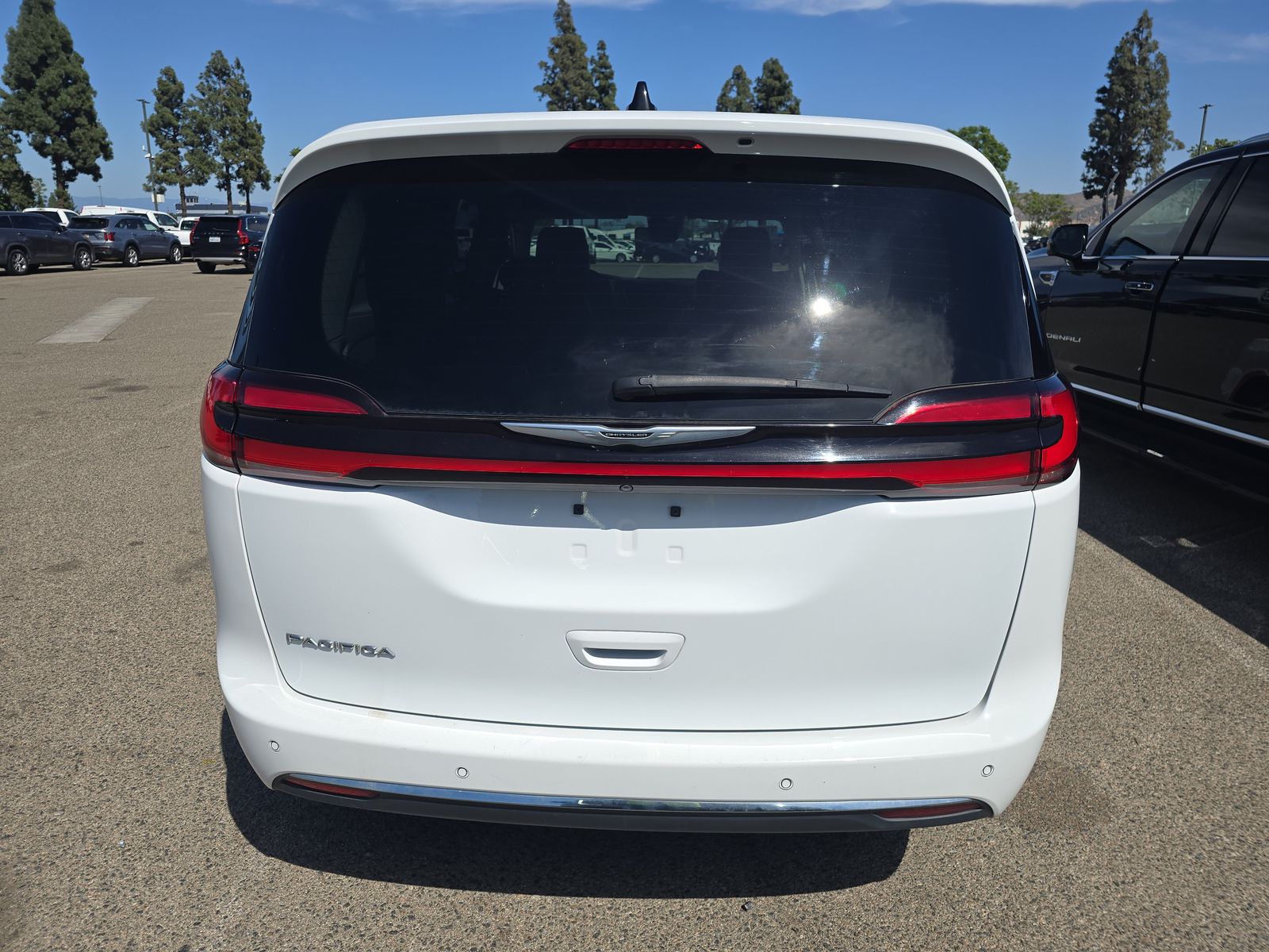 2023 Chrysler Pacifica Touring L FWD