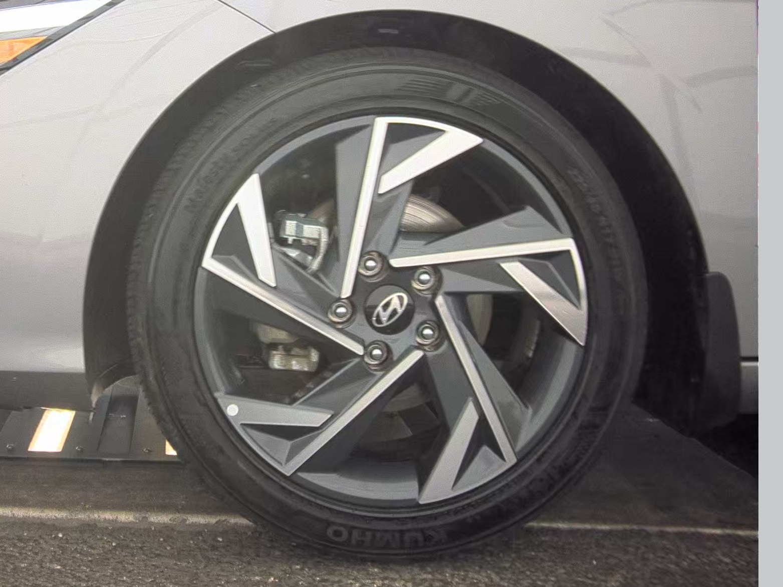 HYUNDAI SEL SPORT - 10