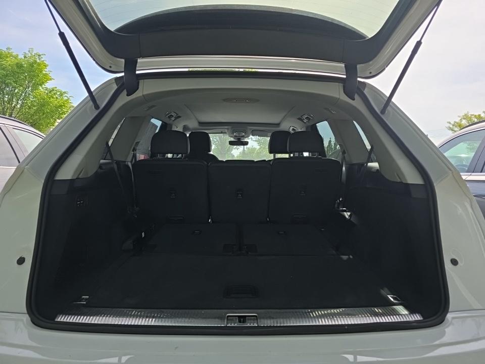 2023 Audi Q7 Premium AWD