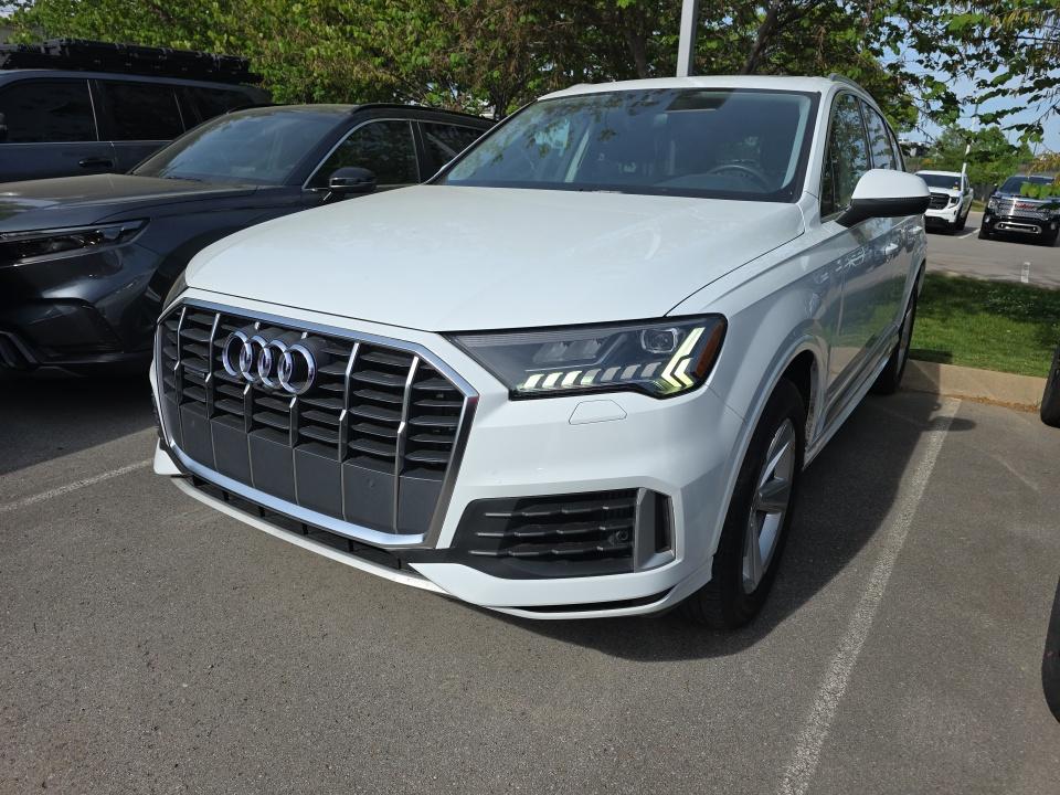 2023 Audi Q7 Premium AWD