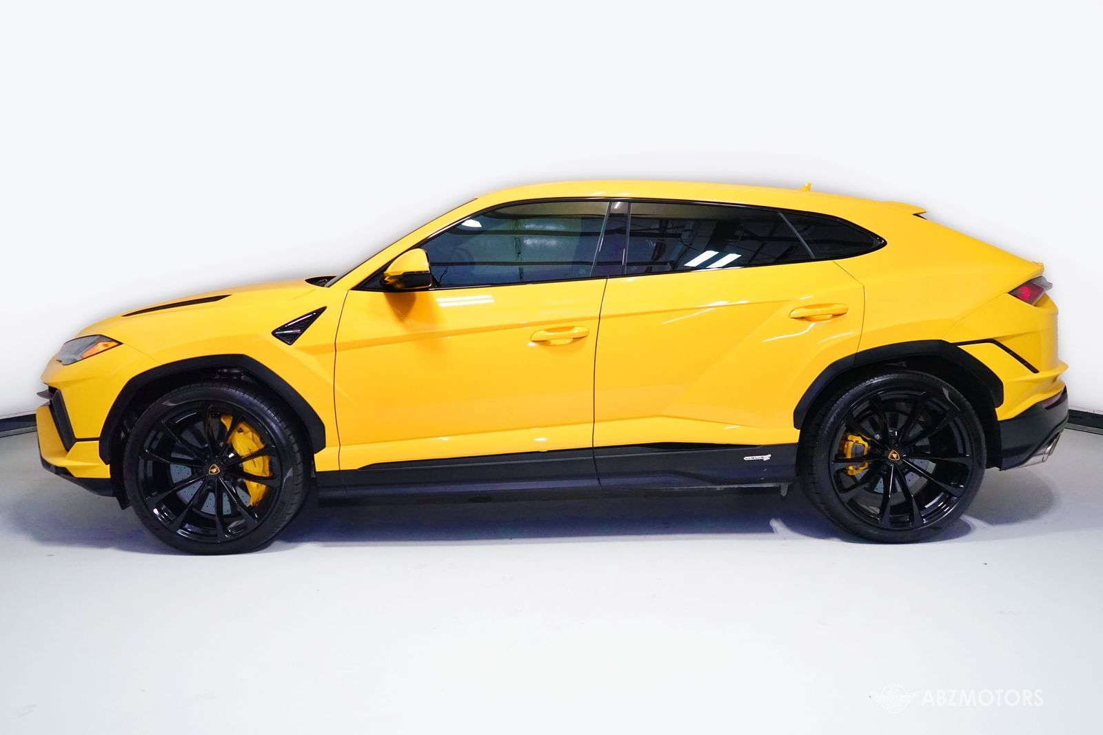 2023 Lamborghini Urus S AWD