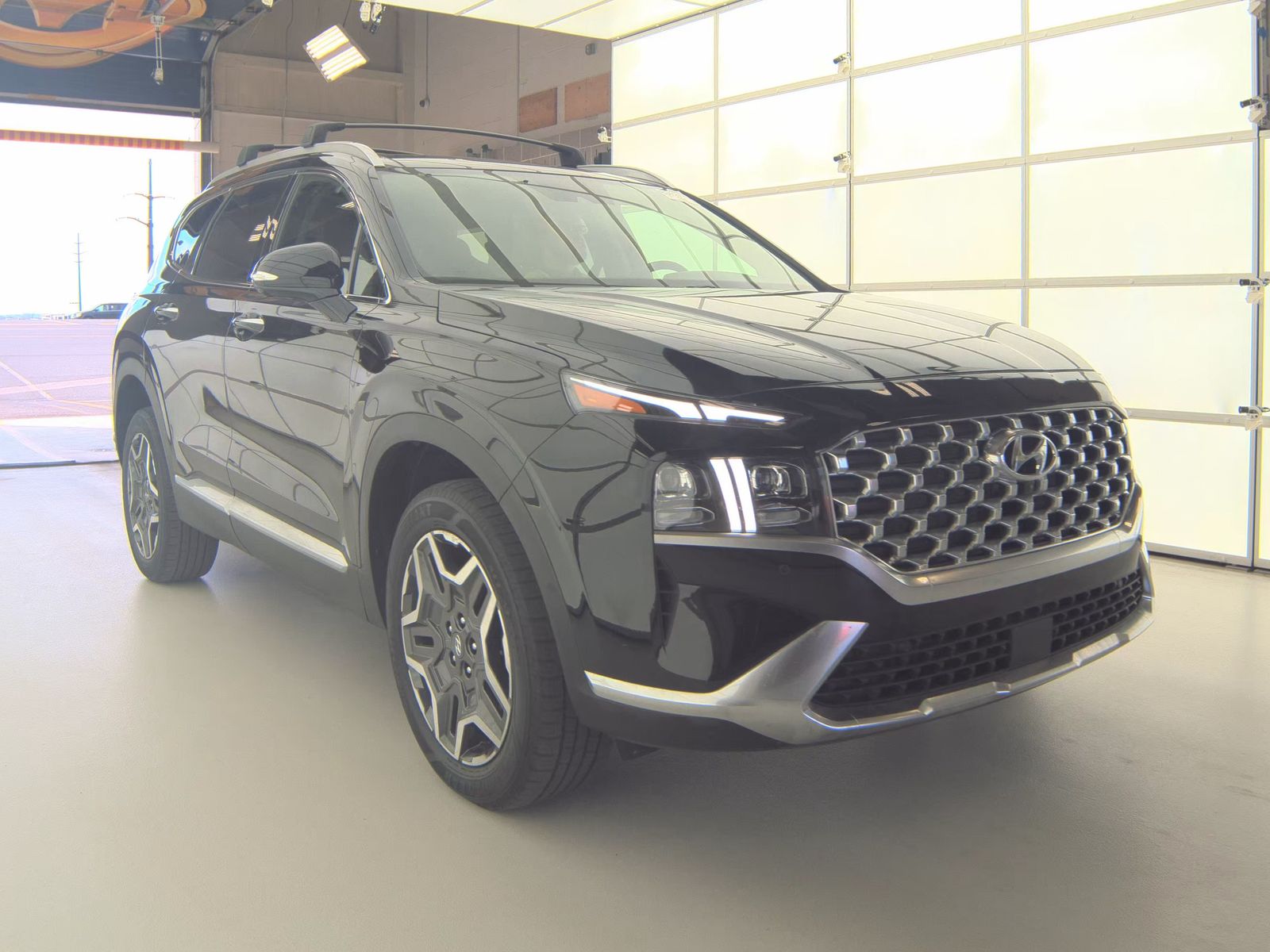 HYUNDAI HYBRID LIMITED - 4