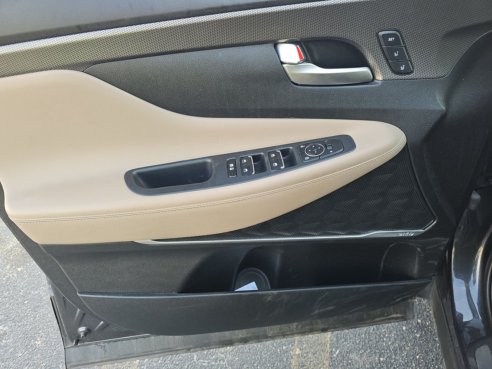 HYUNDAI LIMITED - 10