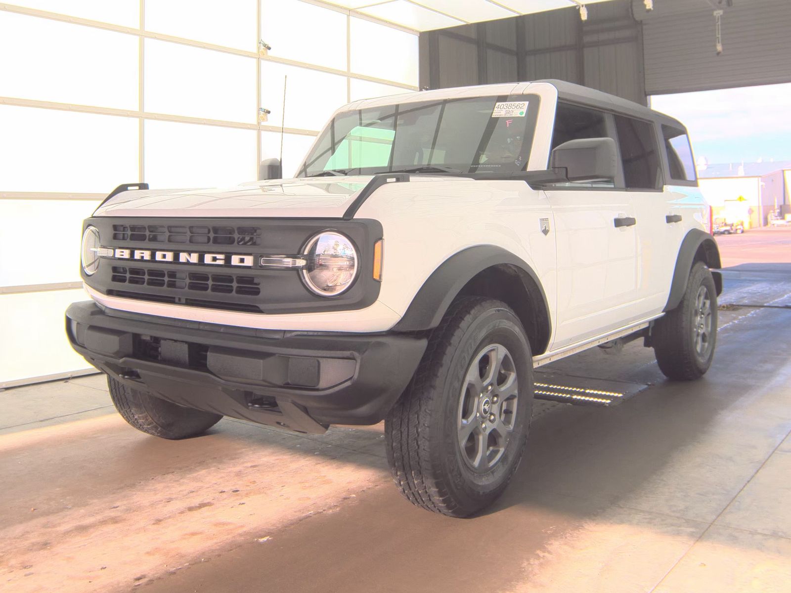 FORD BRONCO - 1