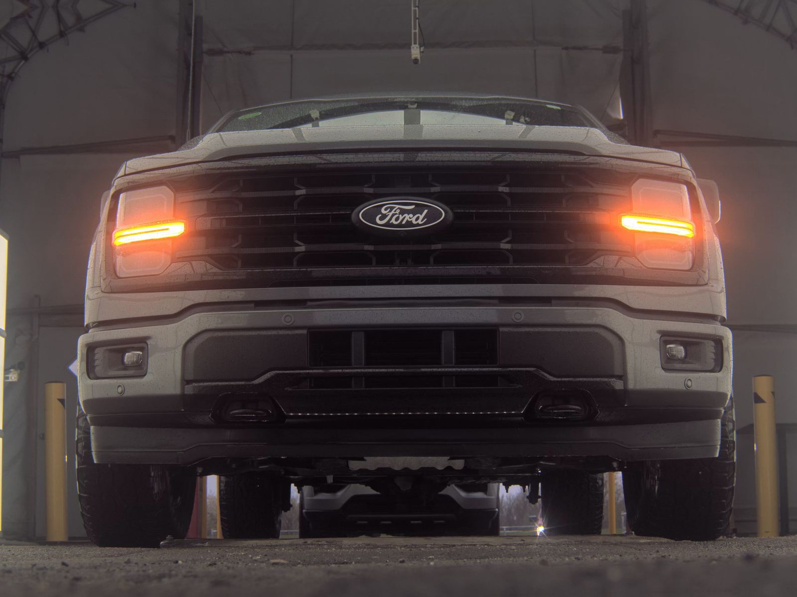 FORD F-150 - 4