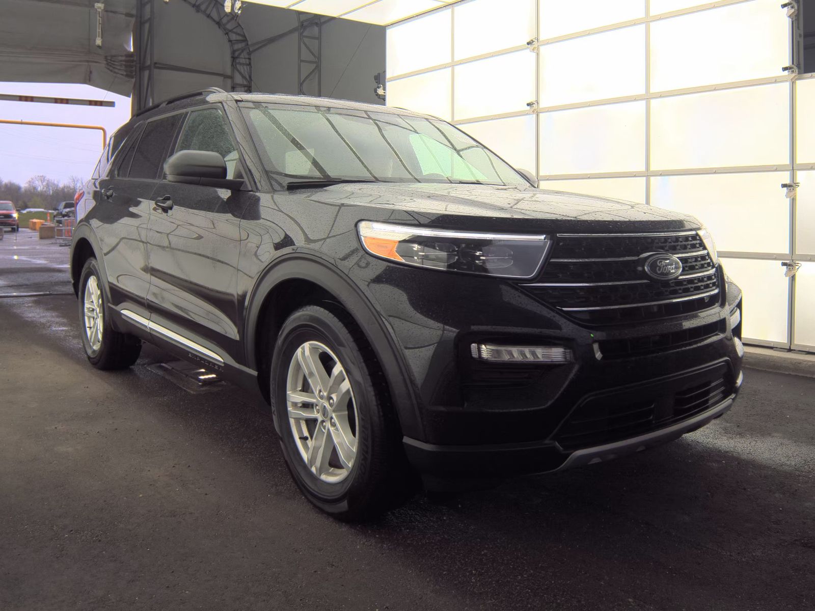 FORD EXPLORER - 5