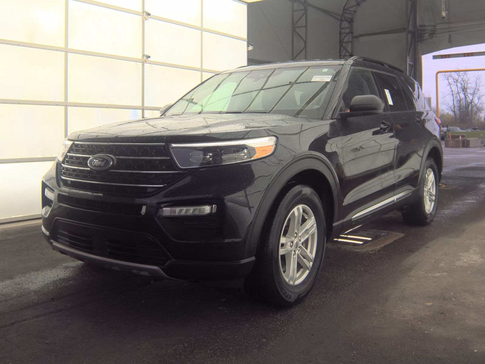 FORD EXPLORER - 1