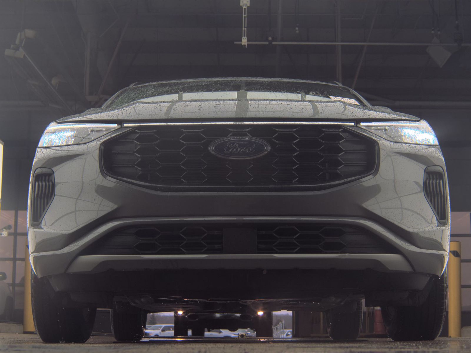 FORD ESCAPE - 4