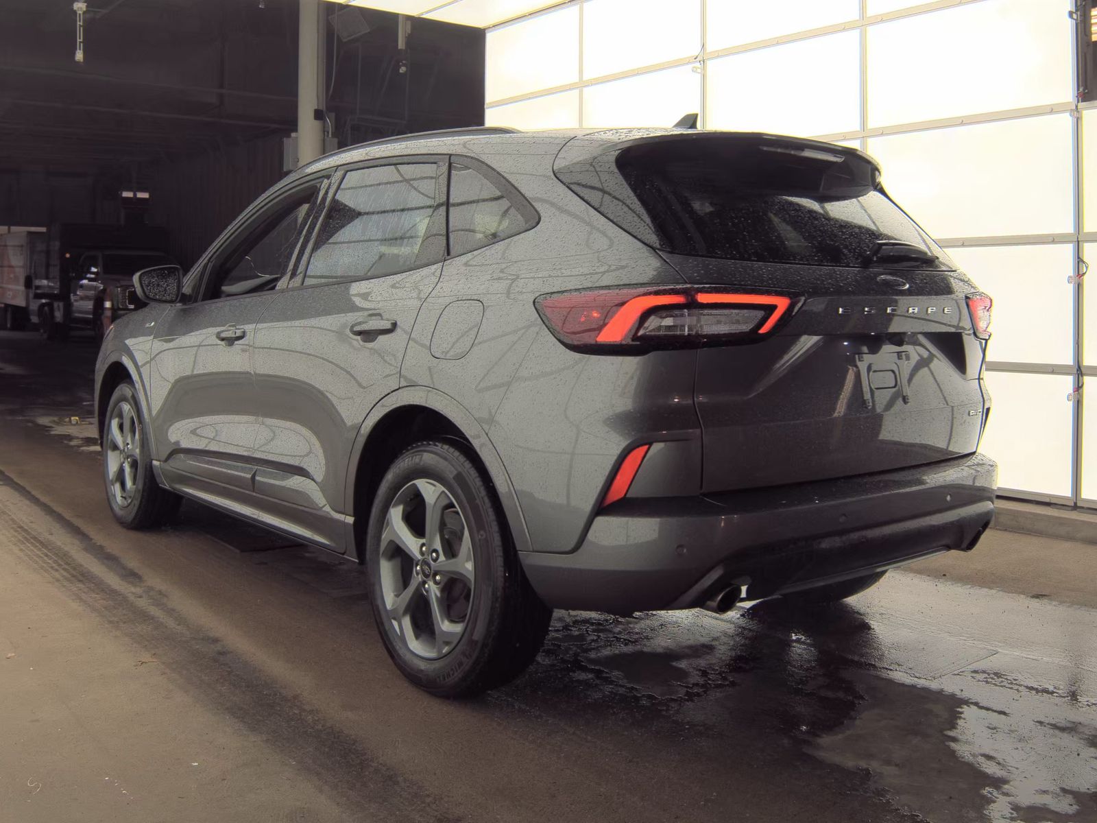 FORD ESCAPE - 9