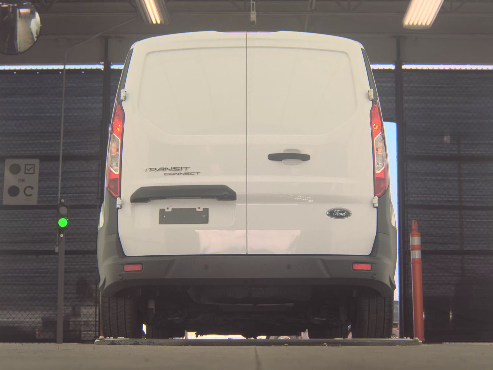 FORD TRANSIT CONNECT - 8