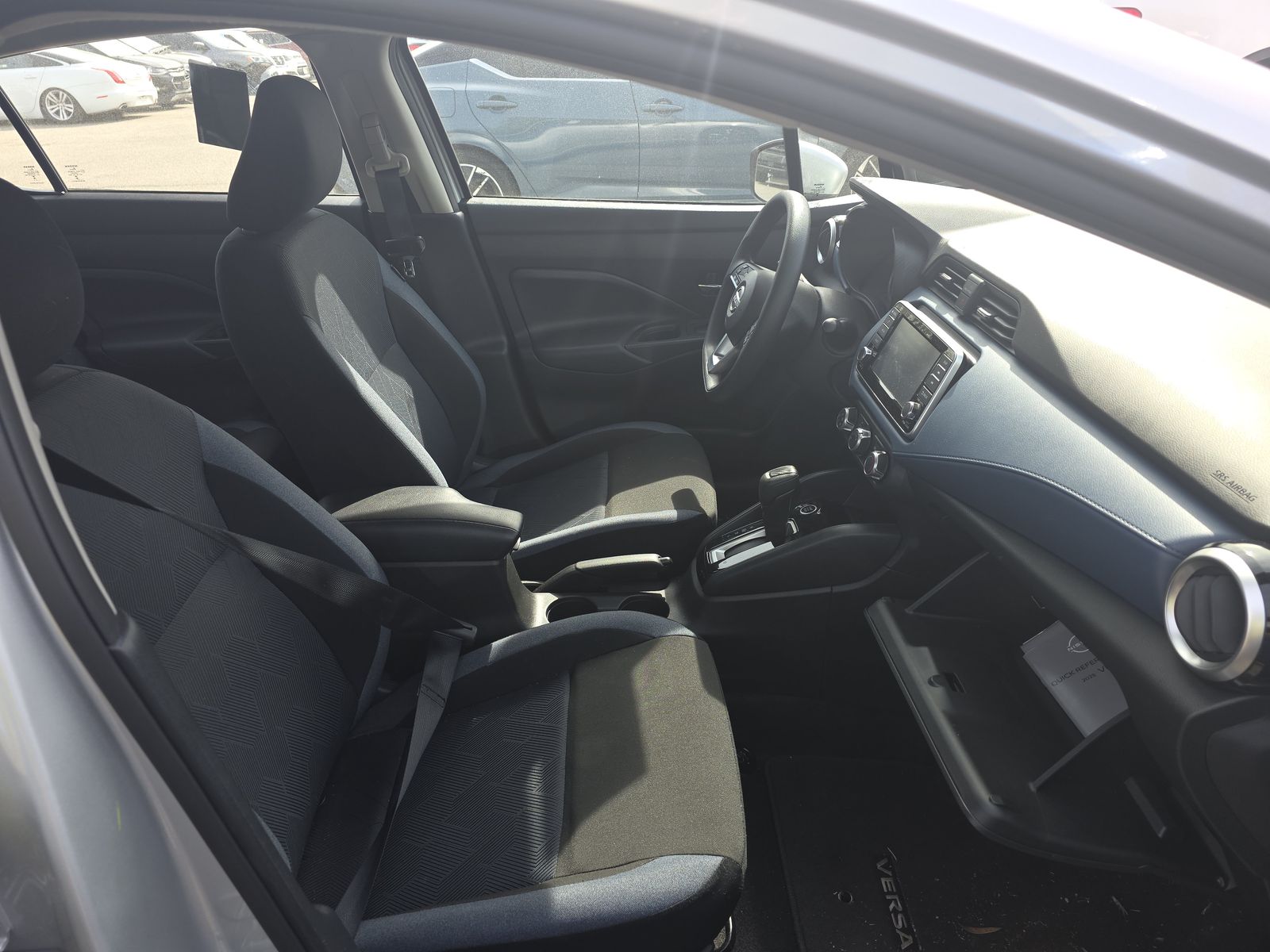 NISSAN VERSA - 9
